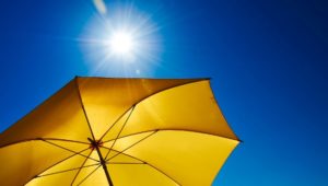 Wetterdienst warnt vor UV-Strahlung: So schützen Sie sich
